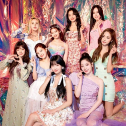 트와이스, K팝 가수 최초 미국 ‘빌보드 위민 인 뮤직’ 수상