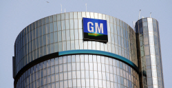 역대 최대 이익 거둔 GM…"전기차 가격 낮출 계획 없다"