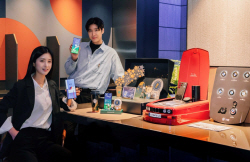 SKT, 스타벅스·BMW와 특별한 한정판 갤럭시S23 선보인다
