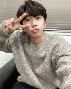 ‘기록 보유자’ 임영웅, 아이돌차트 평점랭킹 97주 연속 1위