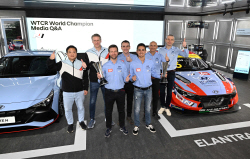 WTCR 석권 현대차 "전기차 레이싱도 휩쓴다"