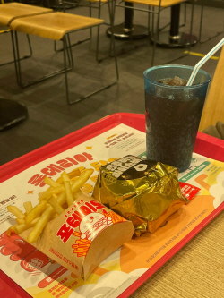 [하니의 맛잘알] 7년만의 외출 