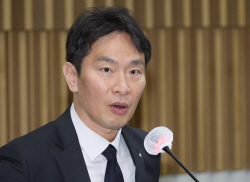 당국의 은행 경계...인터넷은행·핀테크 업계엔 