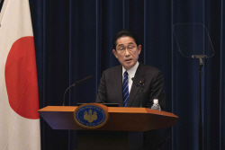 日 요미우리 "韓 징용 해결책 마련, 日총리 역사 반성 계승 표명"