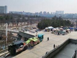 "안산그리너스 FC 홈경기 보며 푸드트럭 맛보고"