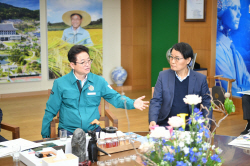 박남서 영주시장, 이철우 도지사 만나 핵심현안 건의