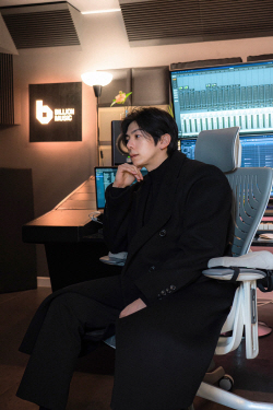 히스토리 김재호, ‘빌리언 뮤직’ 설립하고 제작자 변신