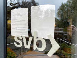美 SVB 파산, 200조원이 예금 보호 못받아…스타트업 줄도산 공포