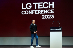 LG그룹 ‘테크콘퍼런스’ 개최···"미래사업 R&D 인재 확보"