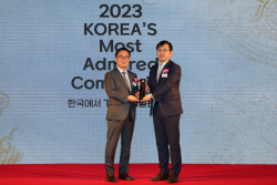 신한은행, ‘한국에서 가장 존경받는 기업’ 20년 연속 은행 1위