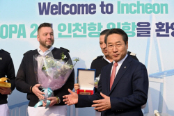 인천시, 3년만에 914명 태운 유로파 2호 크루즈선 인천 입항...환영행사 개최
