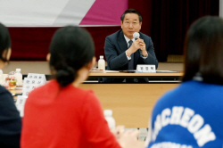 유정복 인천시장, "인천 대학과 함께 희망을 만들고 미래로 도약하겠다"