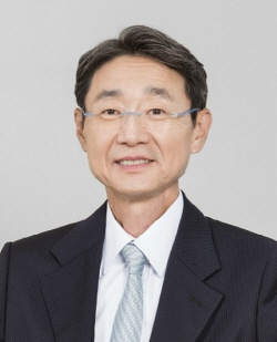 신동원 농심 회장 "美에 제3공장 검토"