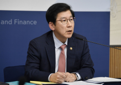내년 예산 규모 670조원 안팎…국방·치안·청년 일자리·약자 복지에 중점 투입