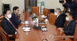 연금특위 자문위 "보험료율·가입상한·수급개시 연령 모두 올려야"