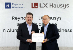 LX하우시스, 벨기에 창호업체 레이너스사와 전략적 제휴