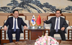 유정복 인천시장, 중국 웨이하이시위원회 서기와 면담