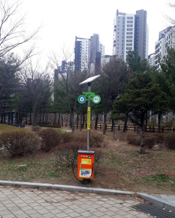 과천시 자전거 자동공기주입기 설치…태양광 이용