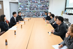 이민근 안산시장 세월호 유가족 만나  "너른 양해 부탁"