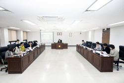 김포시의회 운양도서관 공사기간 단축 요구