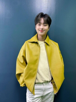 이찬원, 소아암·백혈병 환우 위해 기부 동참