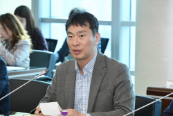 이복현 원장 "고금리 부담 지속…한은과 소통하고 있어"
