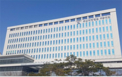 애틋한 아들 유골, 비용도 다 댔지만...못 보게 한 며느리 승소, "엄마라서"