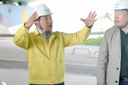 이권재 오산시장, "안전에는 지나침 없어...정밀하고 꼼꼼하게 점검해야!"