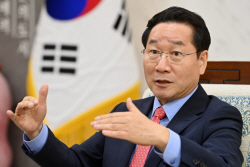 유정복 "지금은 오직 국가, 오직 국민, 오직 미래만 보고 대의를 함께 할 때"