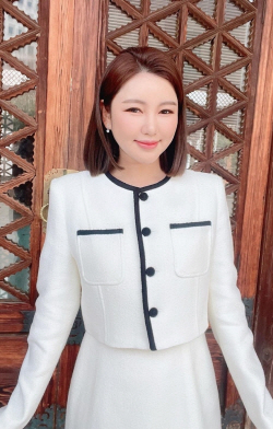 송가인, 고향 진도에 500만 원 전달