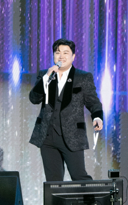 김호중·송가인, 팬들 만나러 직접 뛴다...순천·보성 방문