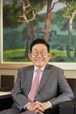 이종호 JW그룹 명예회장 별세 "제약보국 헌신"