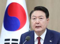 尹 대통령 "巨野에 막혀 필요한 제도 정비하기 어려웠다"