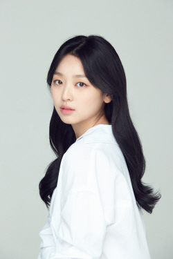 배우 이수민, 지진희·김선아 소속된 이끌엔터테인먼트行