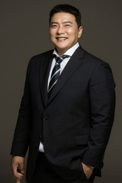 前야구선수 김태균, 가정의 달 맞아 소외 계층에 1000만 원 기부