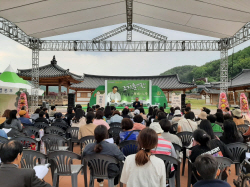 영양교육지원청 학교지원센터, ‘교과서 속 시인, 정호승 초청 북콘서트’ 열어