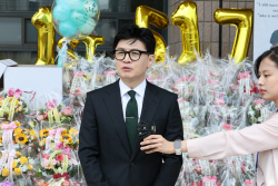 참여연대 "검사 통치, 일개 법무부 장관이", 한동훈 "주전이 심판인 척"