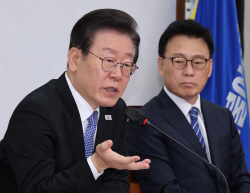 文에 묻힌 이재명의 5·18? 측근 박찬대 "李 지지 열기 뜨거워"