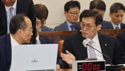 추경호 부총리 "무역수지 5월 지나면 개선…세수도 서서히 회복"