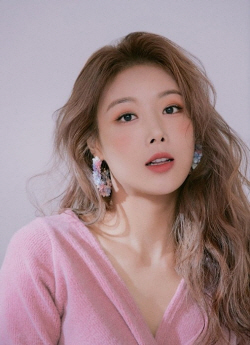 원더걸스 유빈, 9살 연하 테니스 선수 권순우와 열애