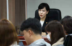 전현희 "선관위 자녀 특혜 채용 의혹·국회의원 가상자산 전수조사"