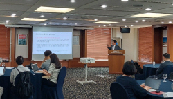 "편의점 안전상비약 13개론 부족…확대 원한다"