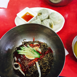 식당서 한그릇 1만원 넘자 