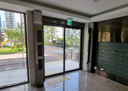 신성이엔지, 아파트 입구에 미세먼지 차단 ‘퓨어게이트’ 설치