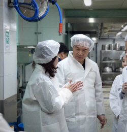 임태희 경기도교육감, "미래세대 안전하고 건강하게 성장하도록 세심한 배려 강조"