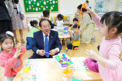 하윤수 부산시교육감 "수업은 아이들의 밝은 내일을 여는 초석"
