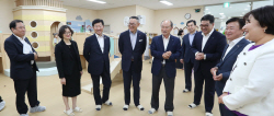 롯데 ‘실내놀이터’·하나금융 ‘ESG 교육’ 저출산 해결 나선다