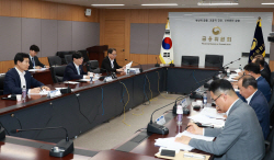 만기연장·상환유예 대출잔액 15조원 줄었다...금융위 "연착륙 지원"
