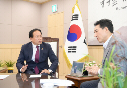 이권재 오산시장 "유엔군 초전기념, 스미스 특임부대 전몰장병 추도식...국가행사로 격상돼야"