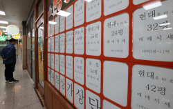 청약 규제 완화되자 무순위 청약 경쟁률 ‘쑥’…상반기 100대 1